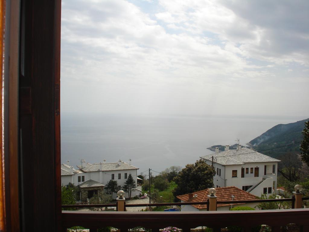 Alkmini Hotel Agios Dimitrios  Exterior photo