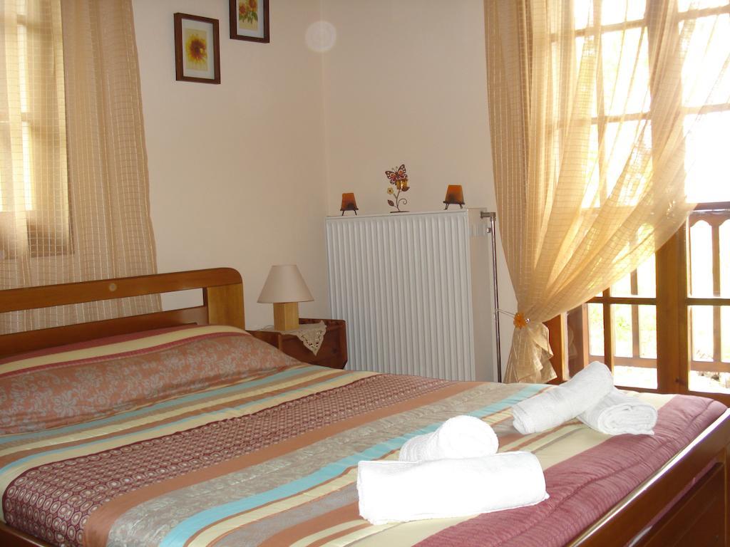Alkmini Hotel Agios Dimitrios  Exterior photo